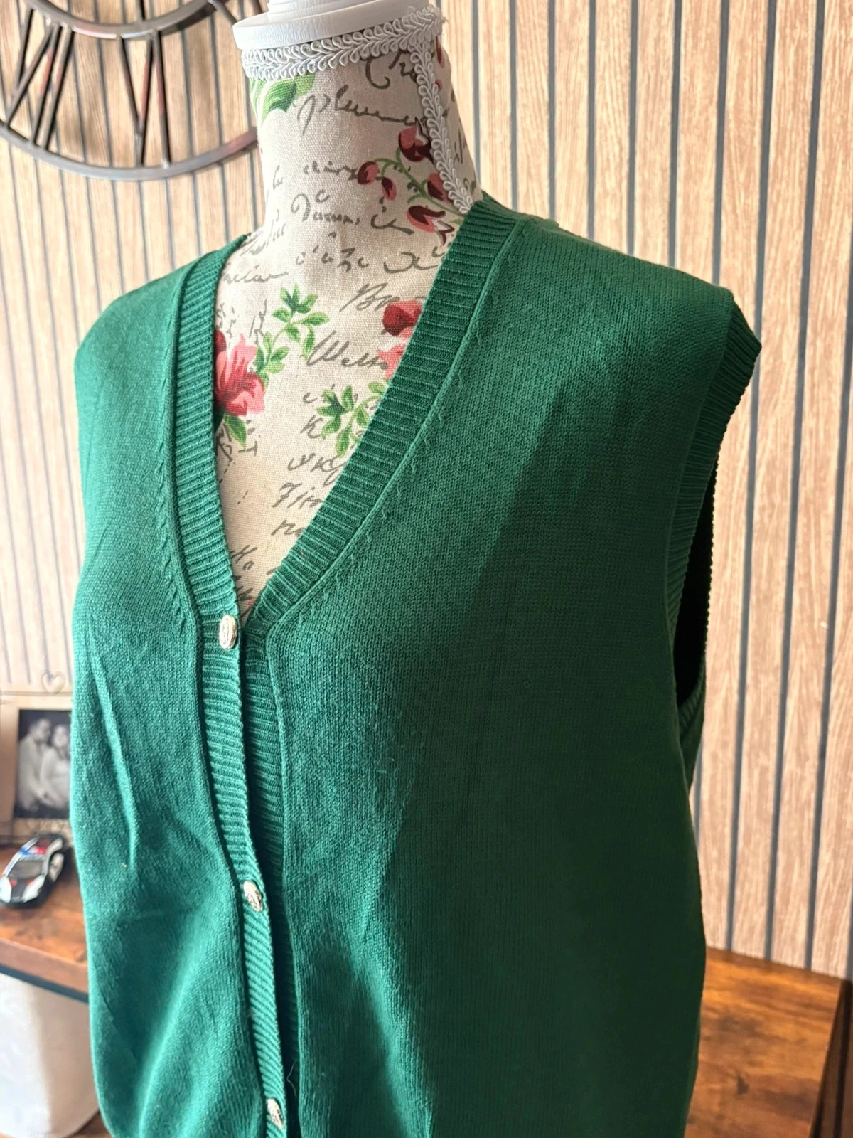 Colete / cardigan sem mangas verde - Dazy 🍺 Tamanho L – photo 2